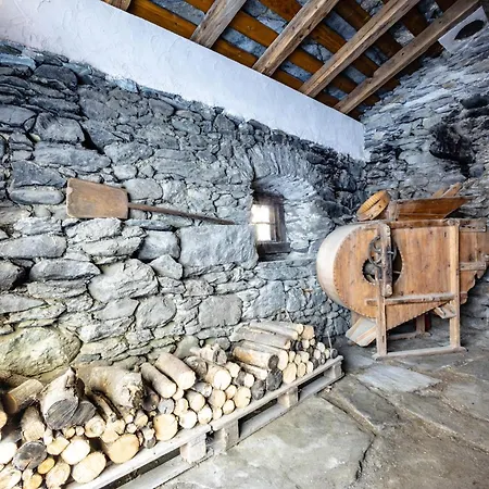 Lo Paglier - Le Four Des Alpes Apartment